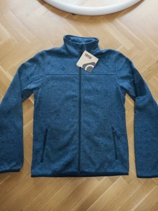 Sudadera Izas a estrenar.