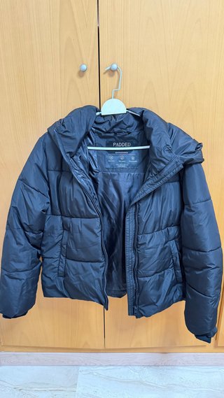 Chaqueta Puffer Negra Stradivarius
