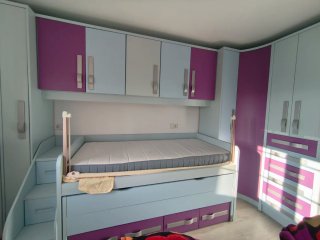 Habitación Juvenil con Cama Nido y Armario