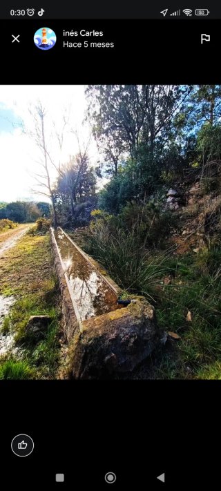 Depósito de agua rústico