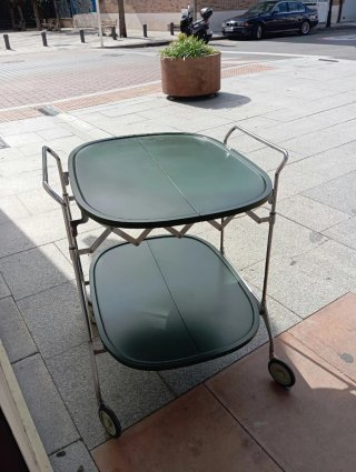 Carrito Plegable de Servicio
