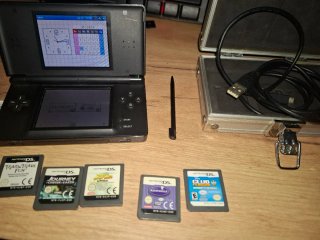 Nintendo DS Lite Negra con Juegos