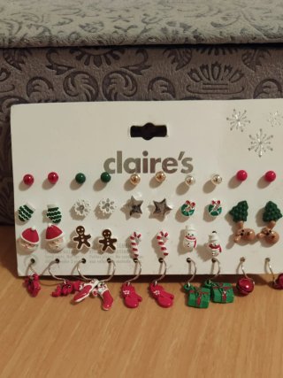 Set de Pendientes Navideños Claire's