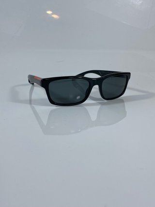 Gafas de sol Prada negras
