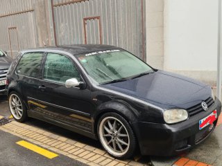Volkswagen Golf 2000
