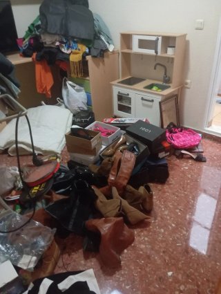 Zapatos de tacón y botas variadas
