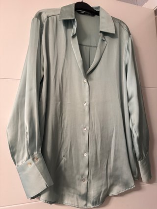 Blusa Satinada Verde Menta Zara