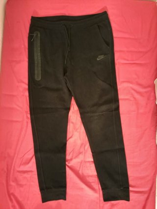 Pantalón Nike Tech Fleece Negro