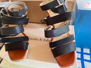 Sandalias de tacón Bimba y Lola