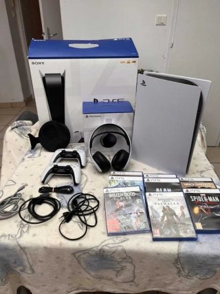 Consola PlayStation 5 con 14 juegos y accesorios