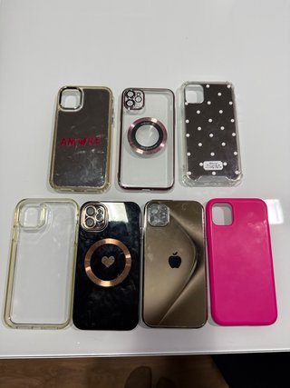 Lote de 7 fundas para iPhone 11