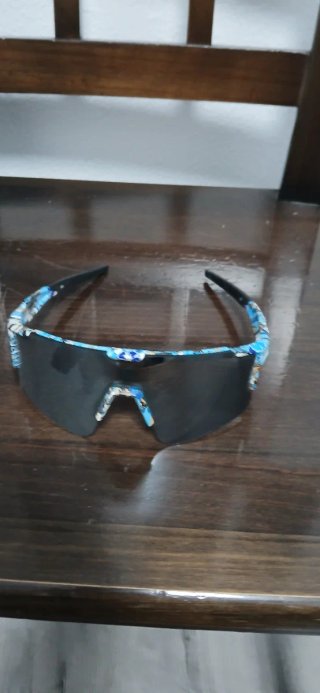 Gafas Deportivas con Montura Estampada