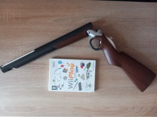 Wii Play con accesorio rifle