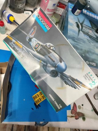 Maqueta Avión Hawker Typhoon Escala 1/48