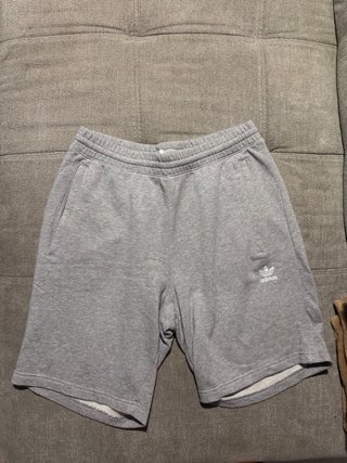 Pantalón Corto Adidas Gris