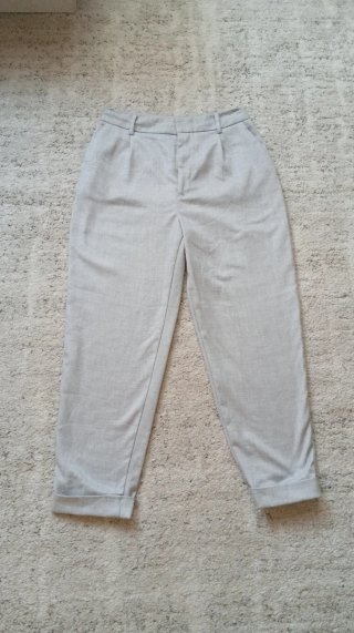 Pantalón de vestir Zara gris