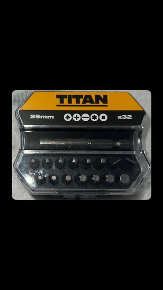 Juego de 32 Puntas para Atornillador TITAN