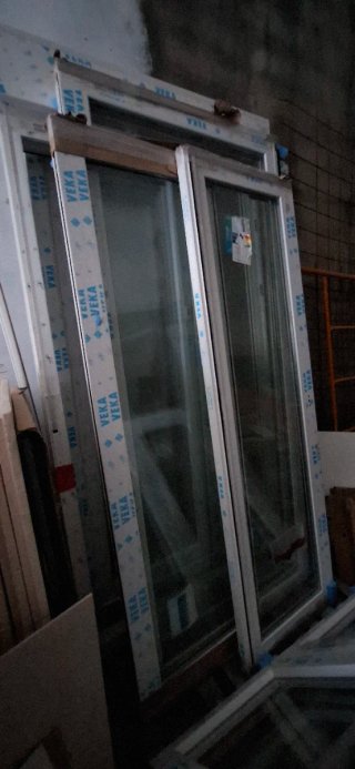 Ventana corredera PVC 2 hojas con persiana 1250x21
