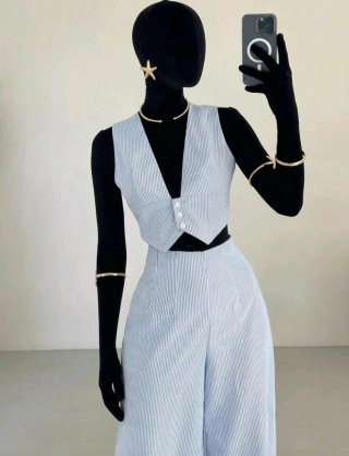 Conjunto Elegante de Chaleco y Pantalón