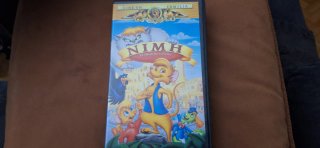 VHS NIMH: El mundo secreto de la Sra. Brisby