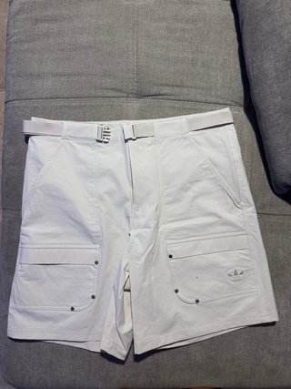 Pantalón Corto Cargo Adidas Blanco