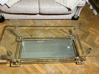 Mesa de centro de cristal y metal