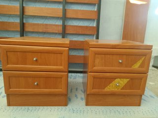 Set de 2 Mesillas de Noche de Madera