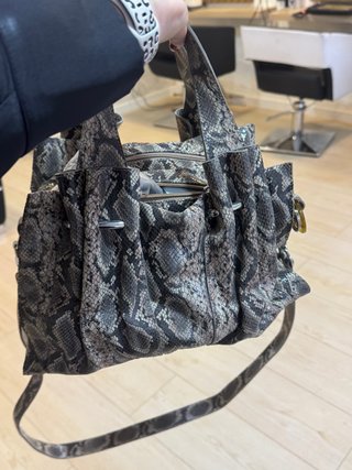 Bolso de Piel con Estampado de Serpiente