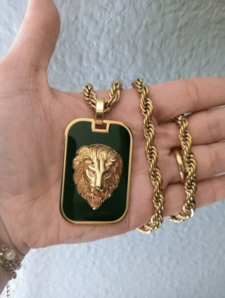 Colgante Versace .