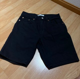 Bermudas vaqueras negras Zara