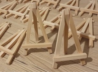 Lote de minicaballetes de madera