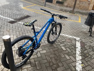 Bicicleta de Montaña Azul Escucho ofertas o cambio