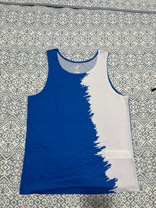 Camiseta de running Joma azul y blanca