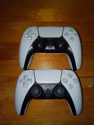 2 Mandos PlayStation 5 (PS5) Blancos
