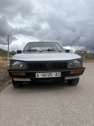 Peugeot 505 1983