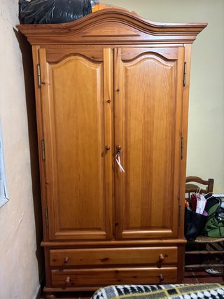 Armario de Madera Maciza