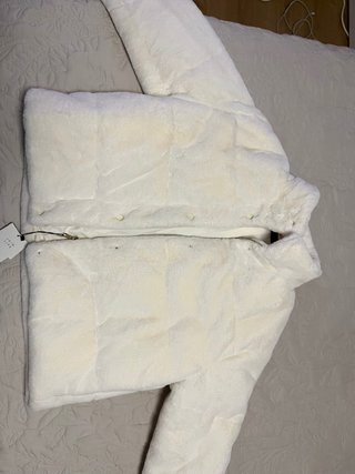 Abrigo de pelo blanco