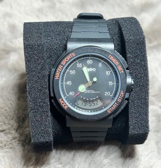 Reloj Sanyo Analógico y Digital