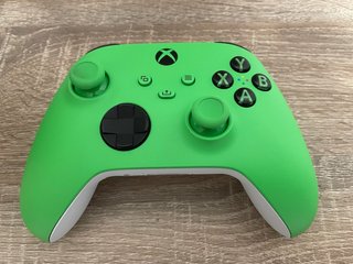 Mando Xbox Series X/S Verde