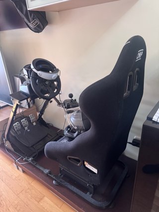 Simulador de Conducción Logitech PS5/PS4/PC