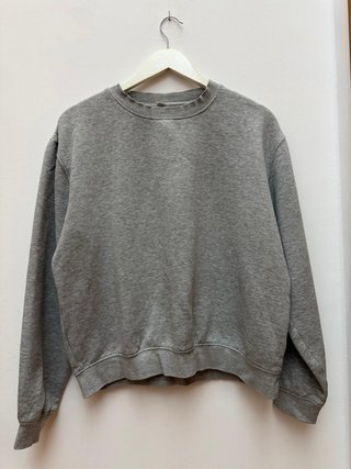 Sudadera Gris Básica
