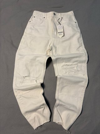 Pantalón Blanco Stradivarius Mom Fit
