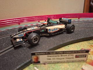 SCALEXTRIC TECNITOYS 2004 MINARDI F1 #20 G.Bruni