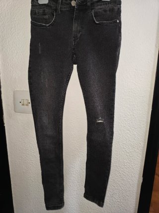 Pantalón Skinny Negro