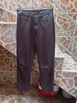 Pantalones de cuero marrón