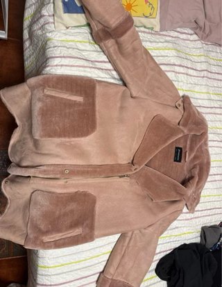 Abrigo Rosa Stradivarius Talla L