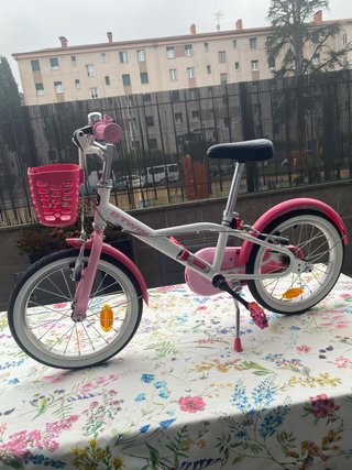 Bicicleta Infantil B'Twin Rosa y Blanca