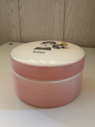 Joyero de Cerámica Rosa y Blanco