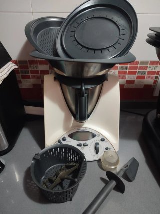 Thermomix TM31 con accesorios