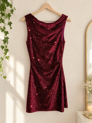 Vestido de fiesta burdeos con lentejuelas